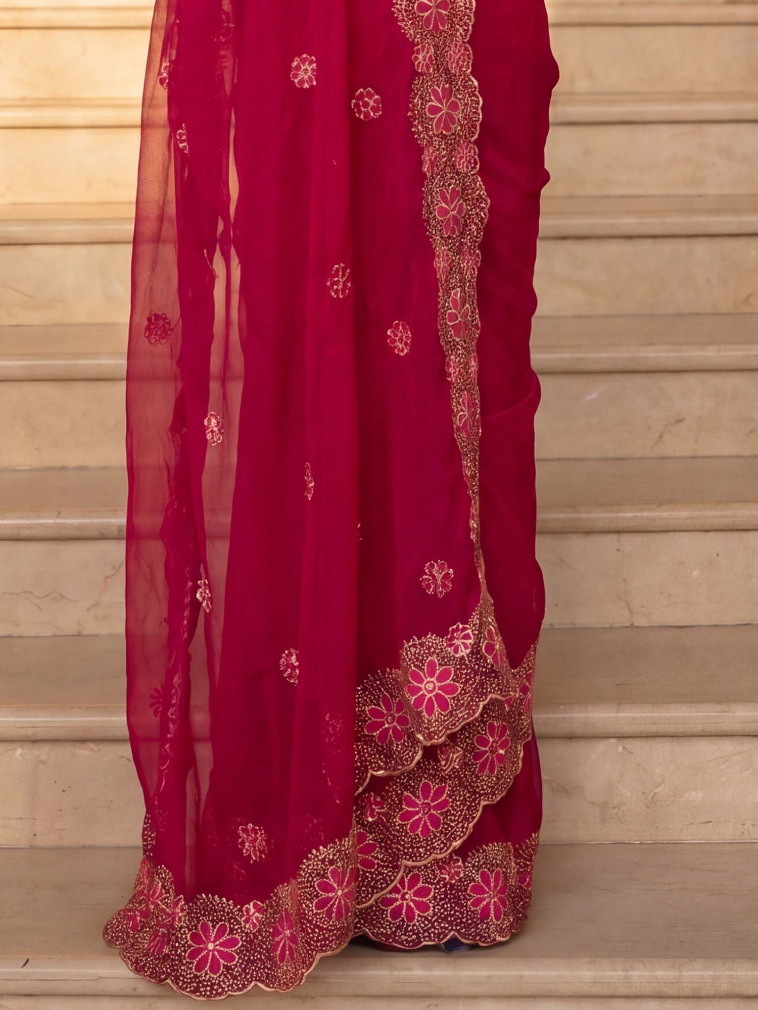 Red Chiffon saree – detail view 5