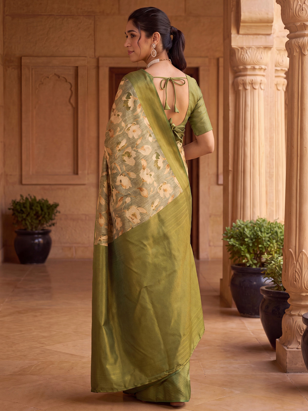Light Green Silk Blend saree – detail view 1
