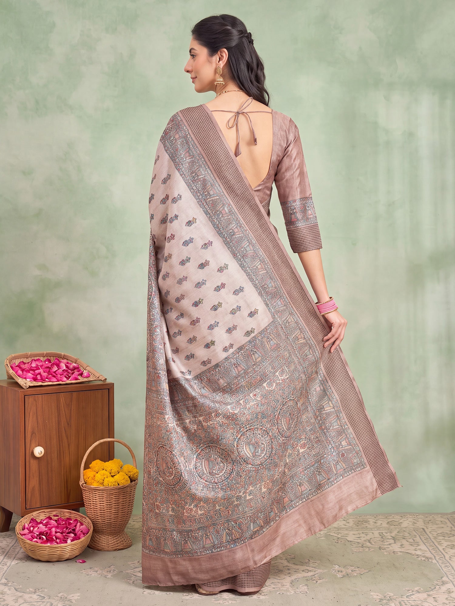 Beige Manipuri Silk saree – detail view 1