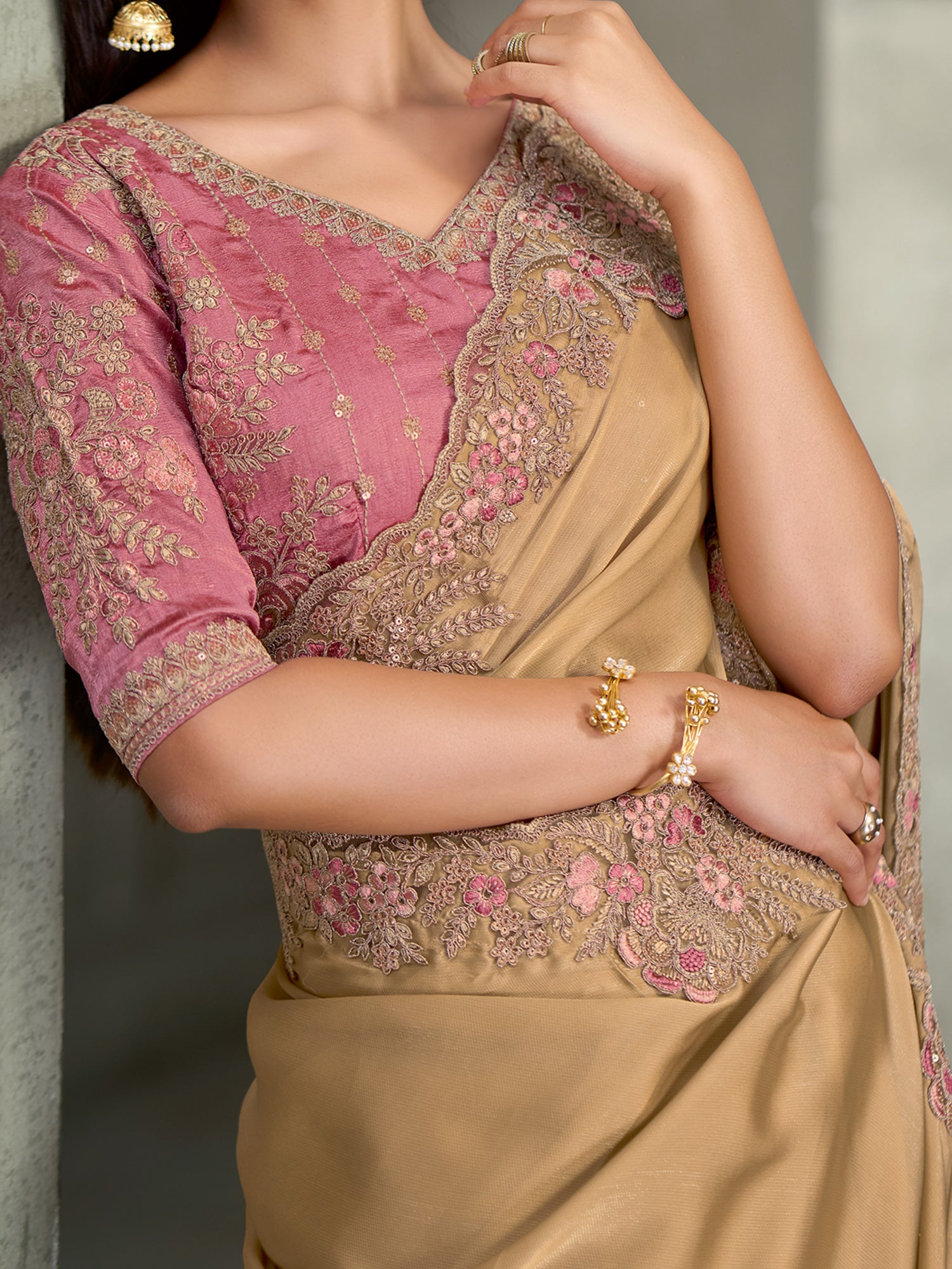 Cream Georgette saree – detail view 3