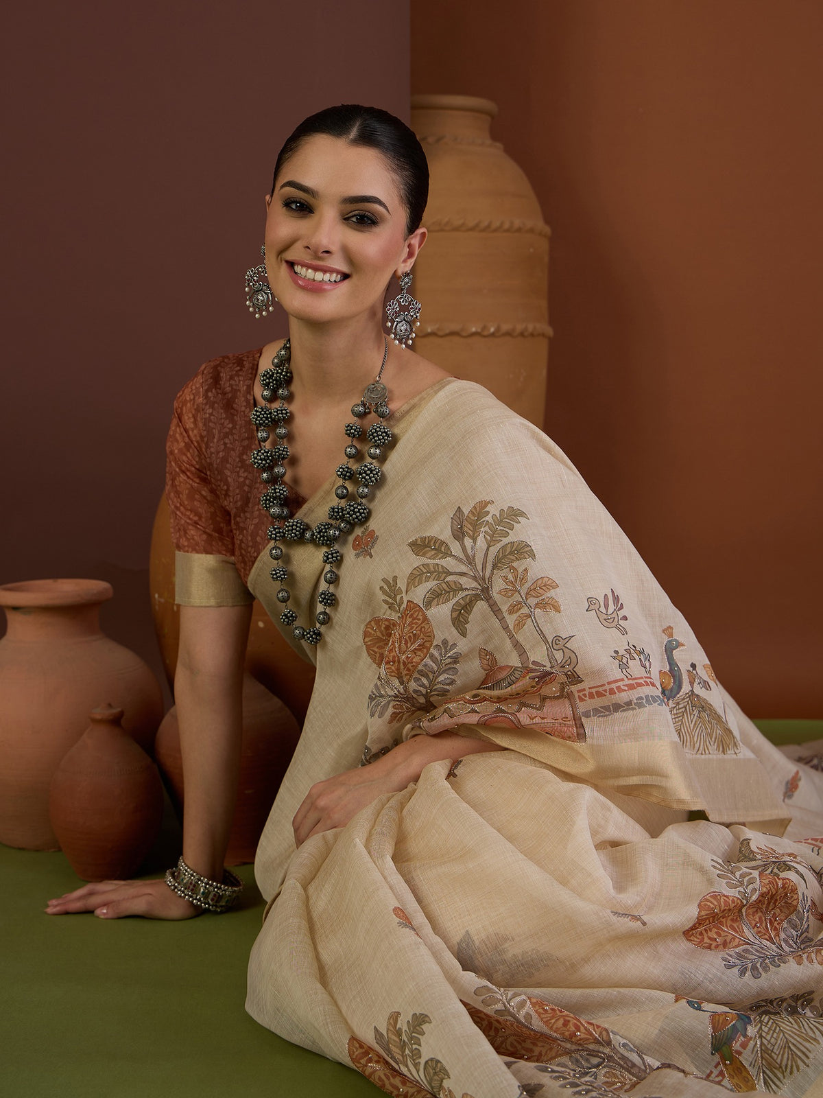 Beige linen blend saree view 6