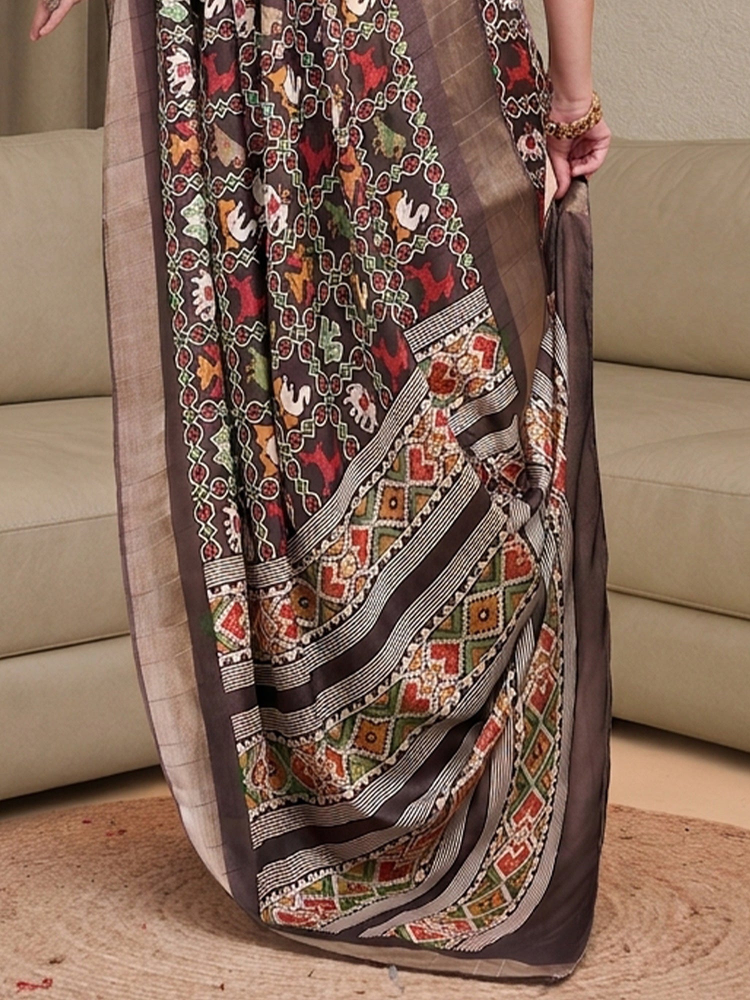 Coffee Brown Silk Blend saree – detail view 5