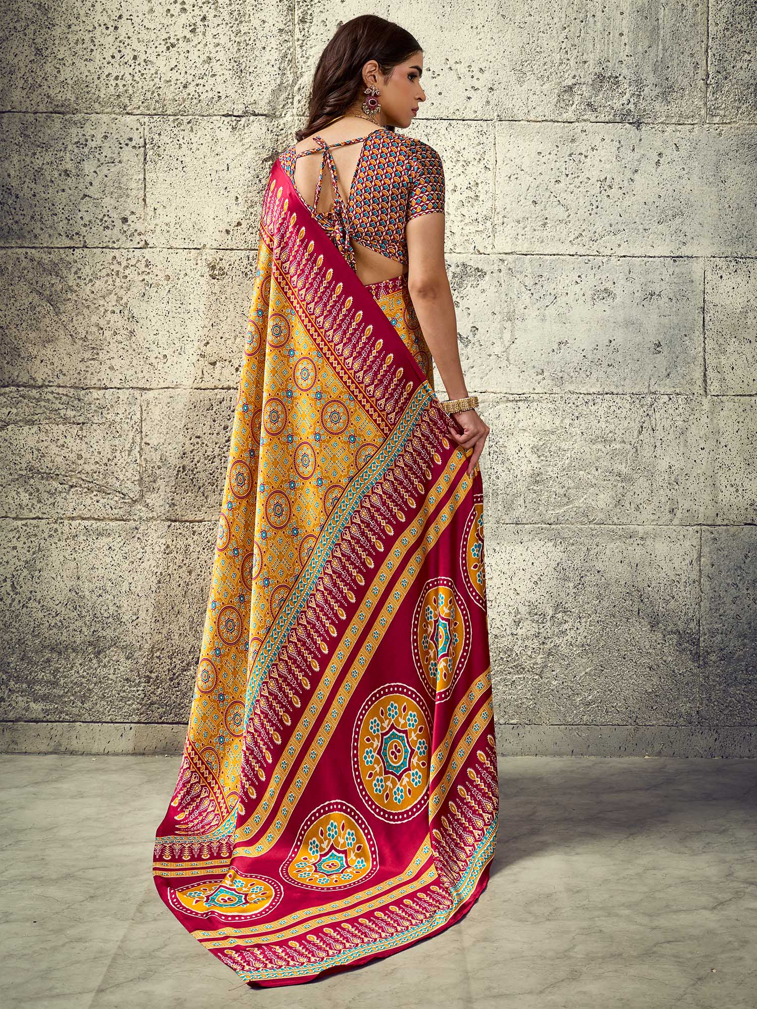 Mustard Satin saree – detail view 1