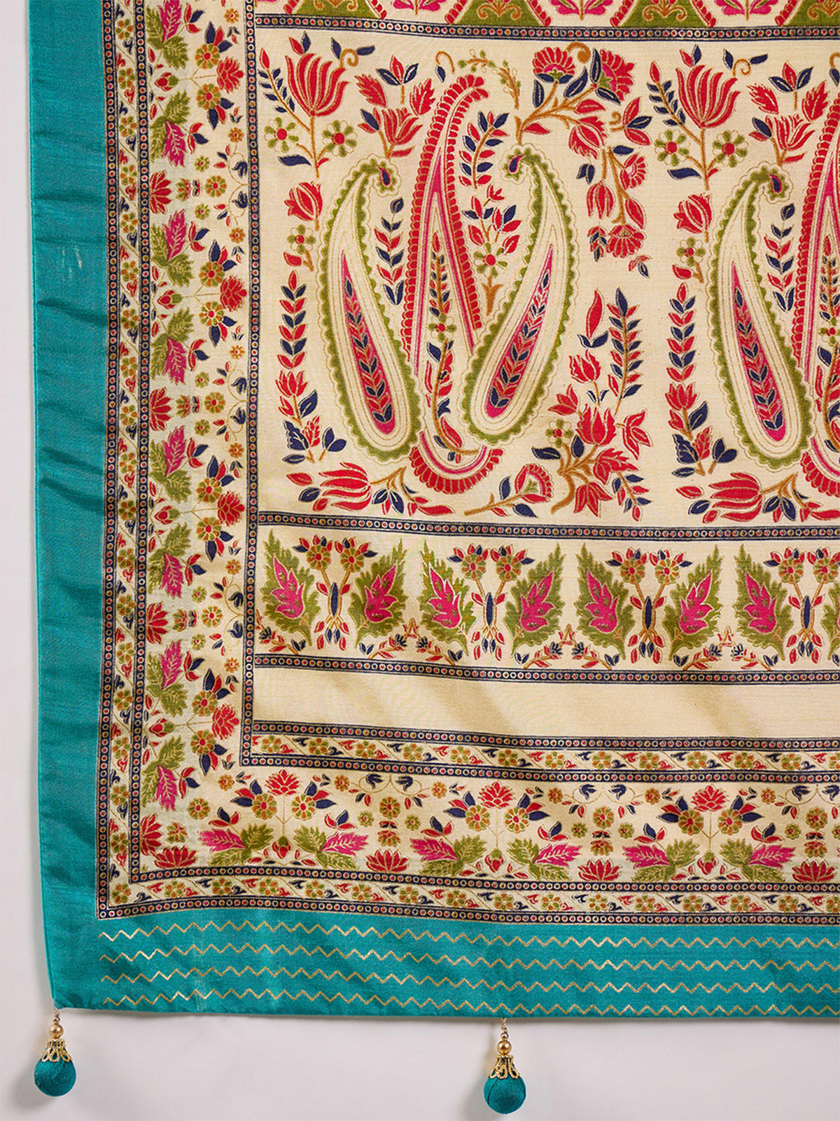 Off White Silk Blend saree – detail view 5