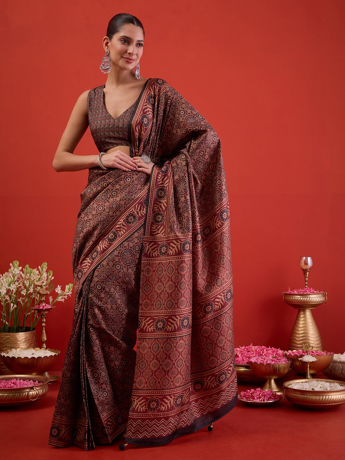 Maroon Silk Blend saree – detail view 3
