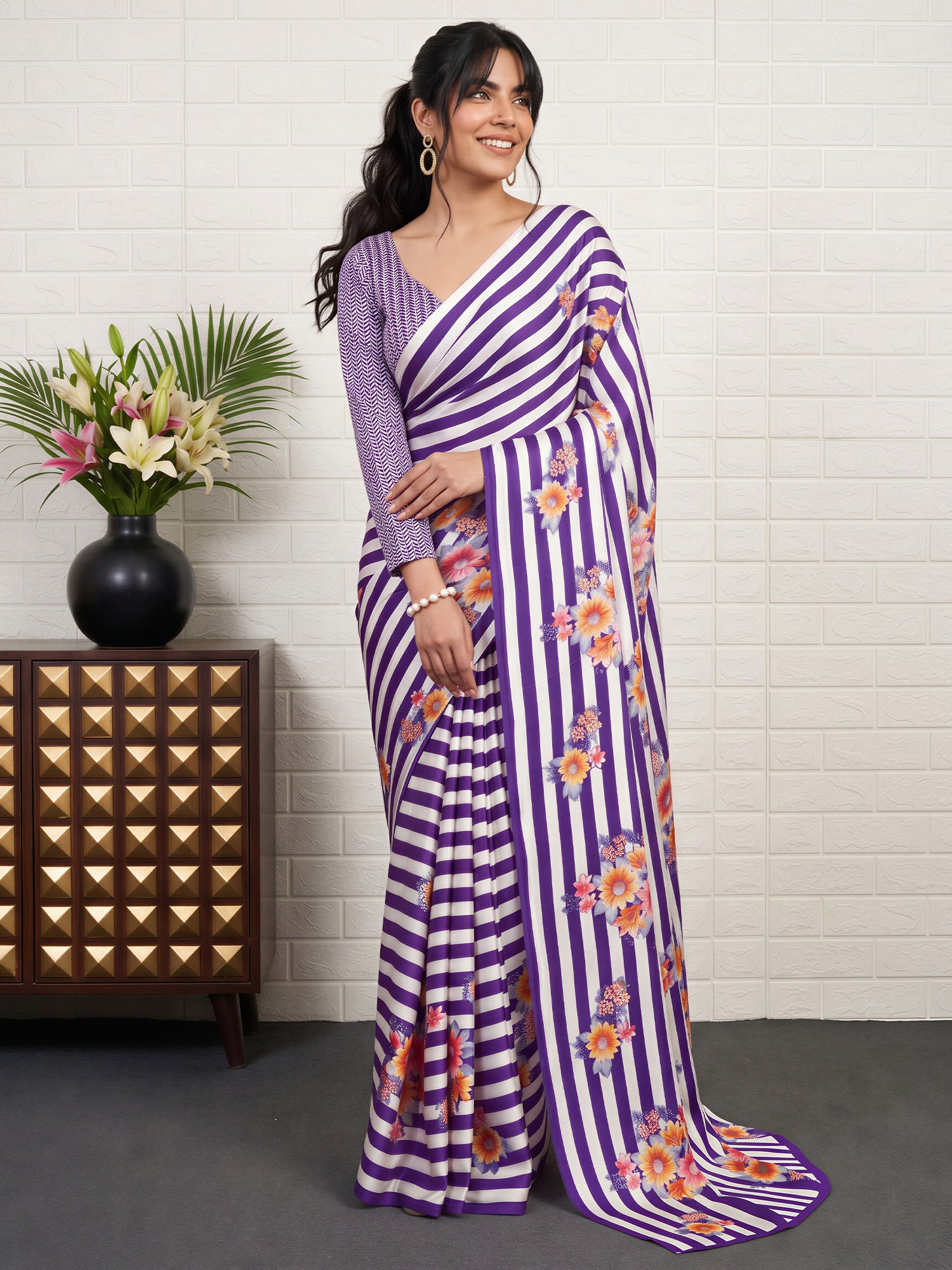 Violet Satin saree – detail view 3