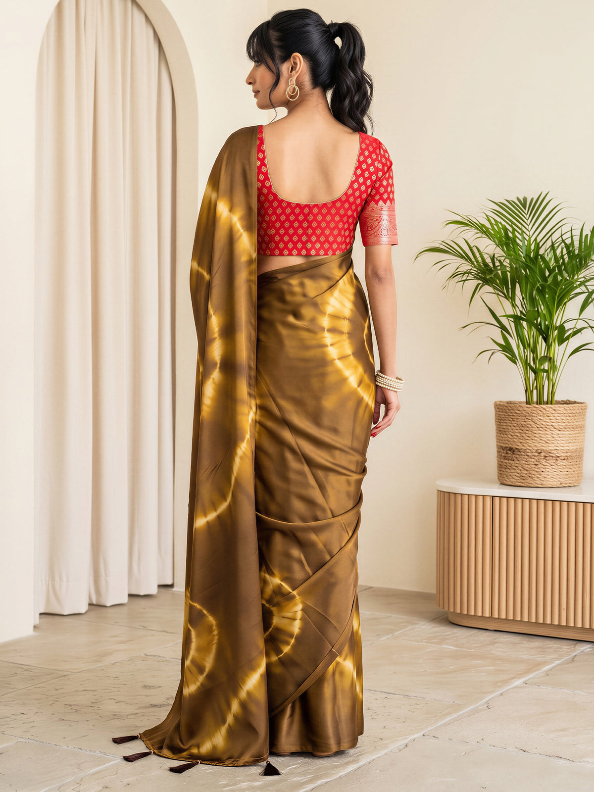 Brown Satin Silk saree – detail view 1