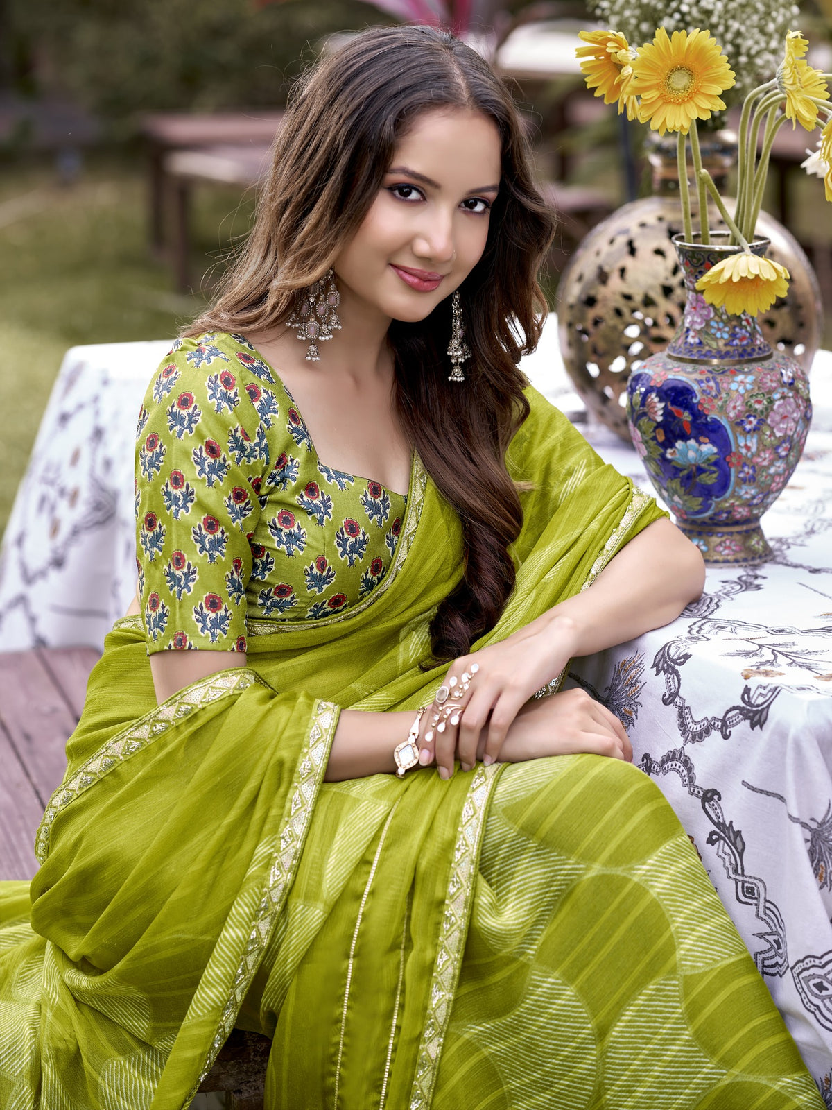 Lime Green Chiffon saree – detail view 4