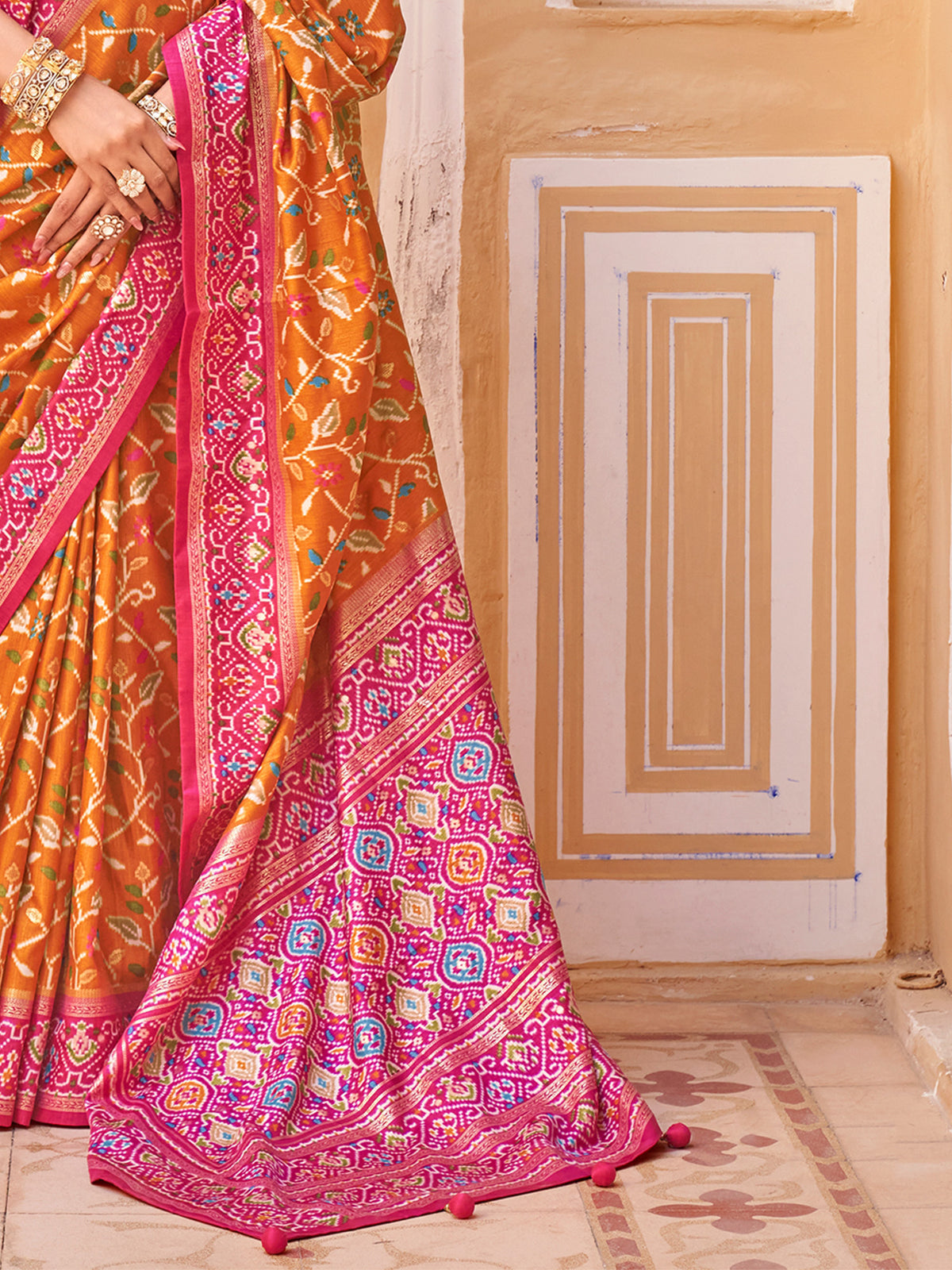 Mustard Silk Blend saree – detail view 4