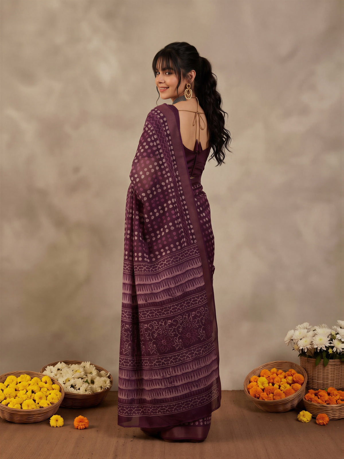 Violet Cotton Linen saree – detail view 1