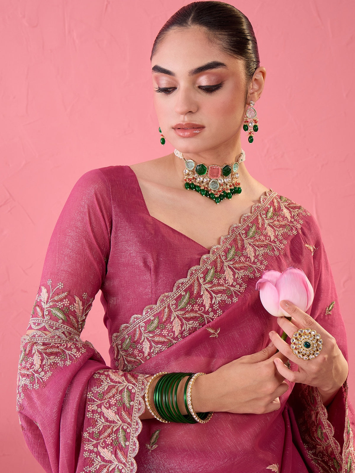 Pink Chiffon saree – detail view 2