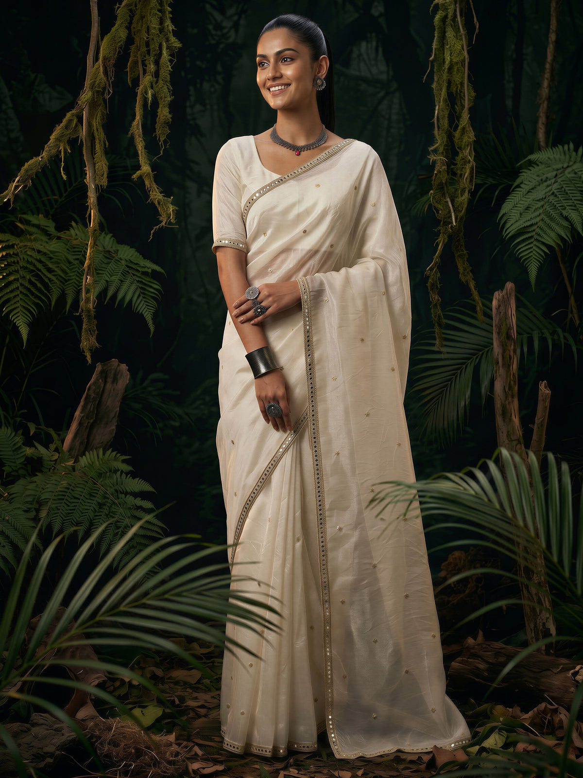 Off White Satin saree – detail view 3