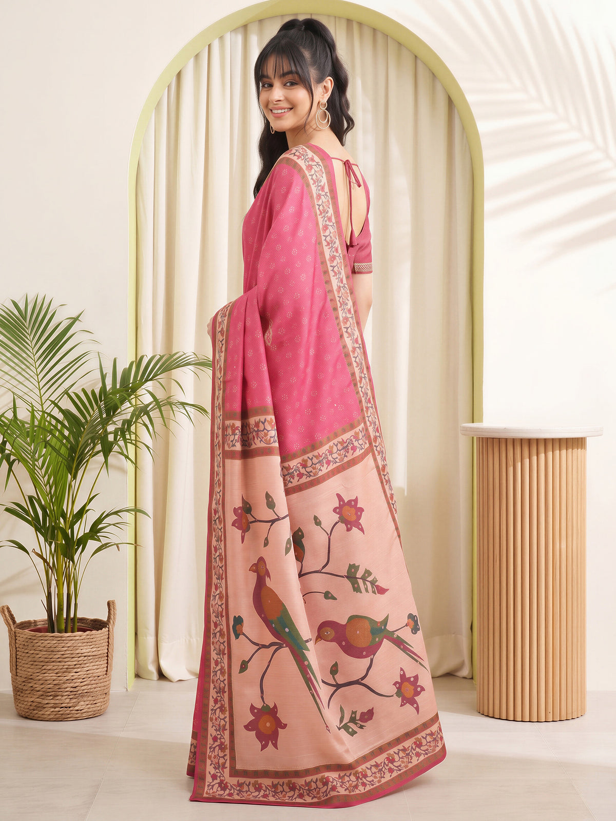 Pink Silk Blend saree – detail view 3
