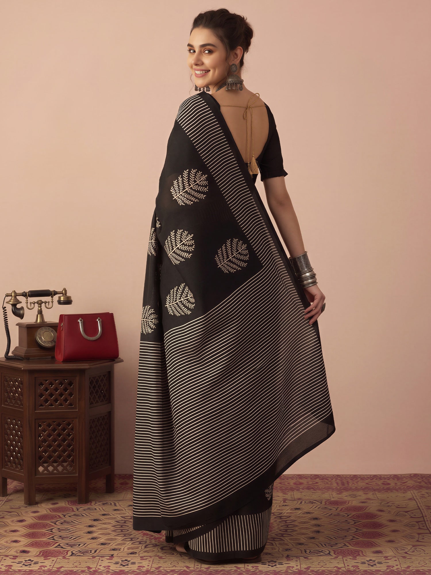 Black Bhagalpuri Silk saree – detail view 1