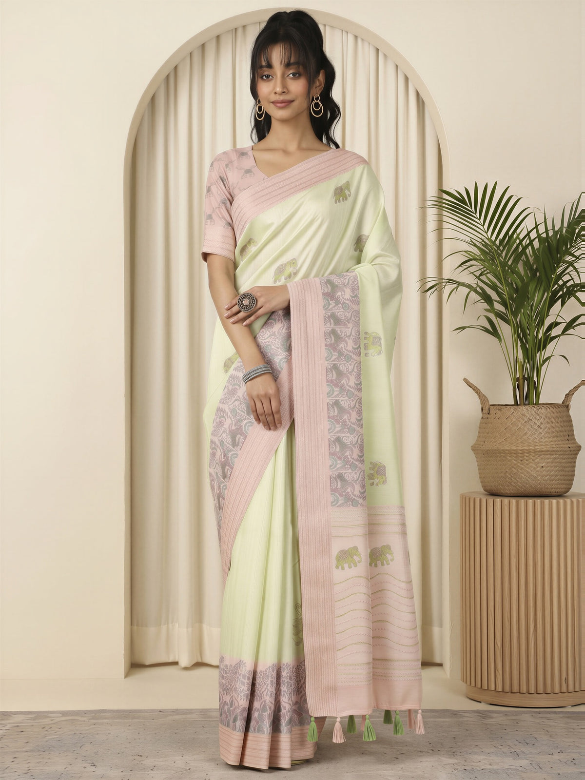 Light Green Silk Blend saree – detail view 3