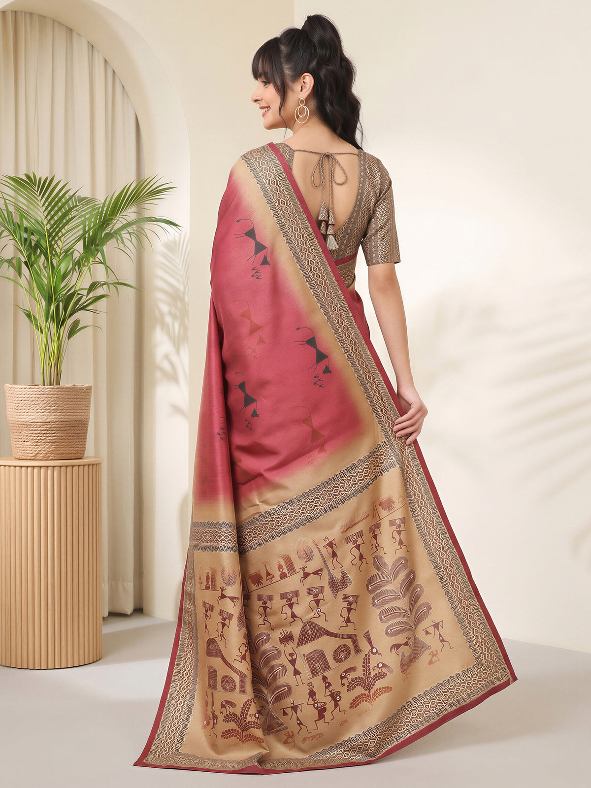 Red Silk Blend saree – detail view 1