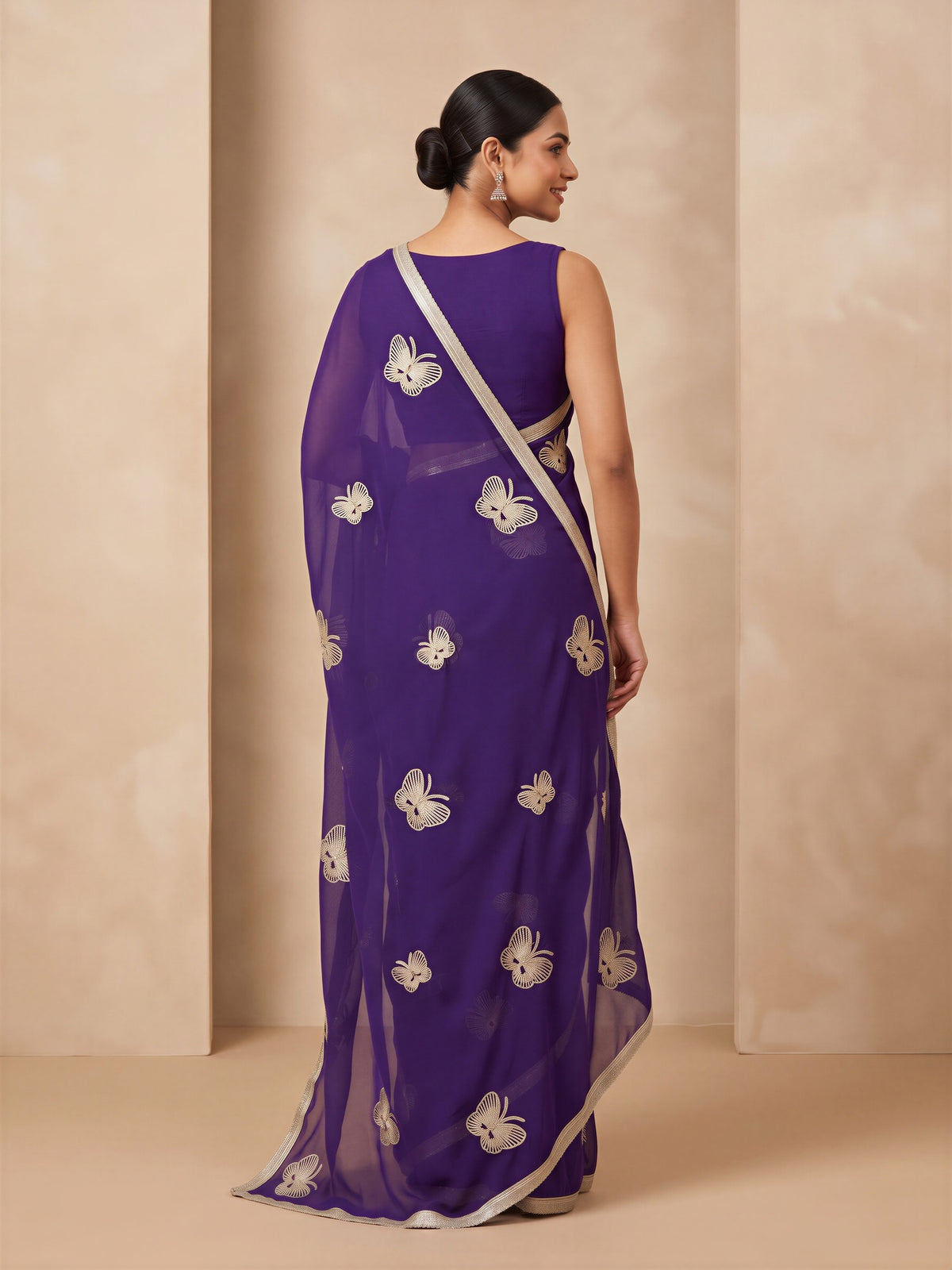 Purple Georgette saree – detail view 1
