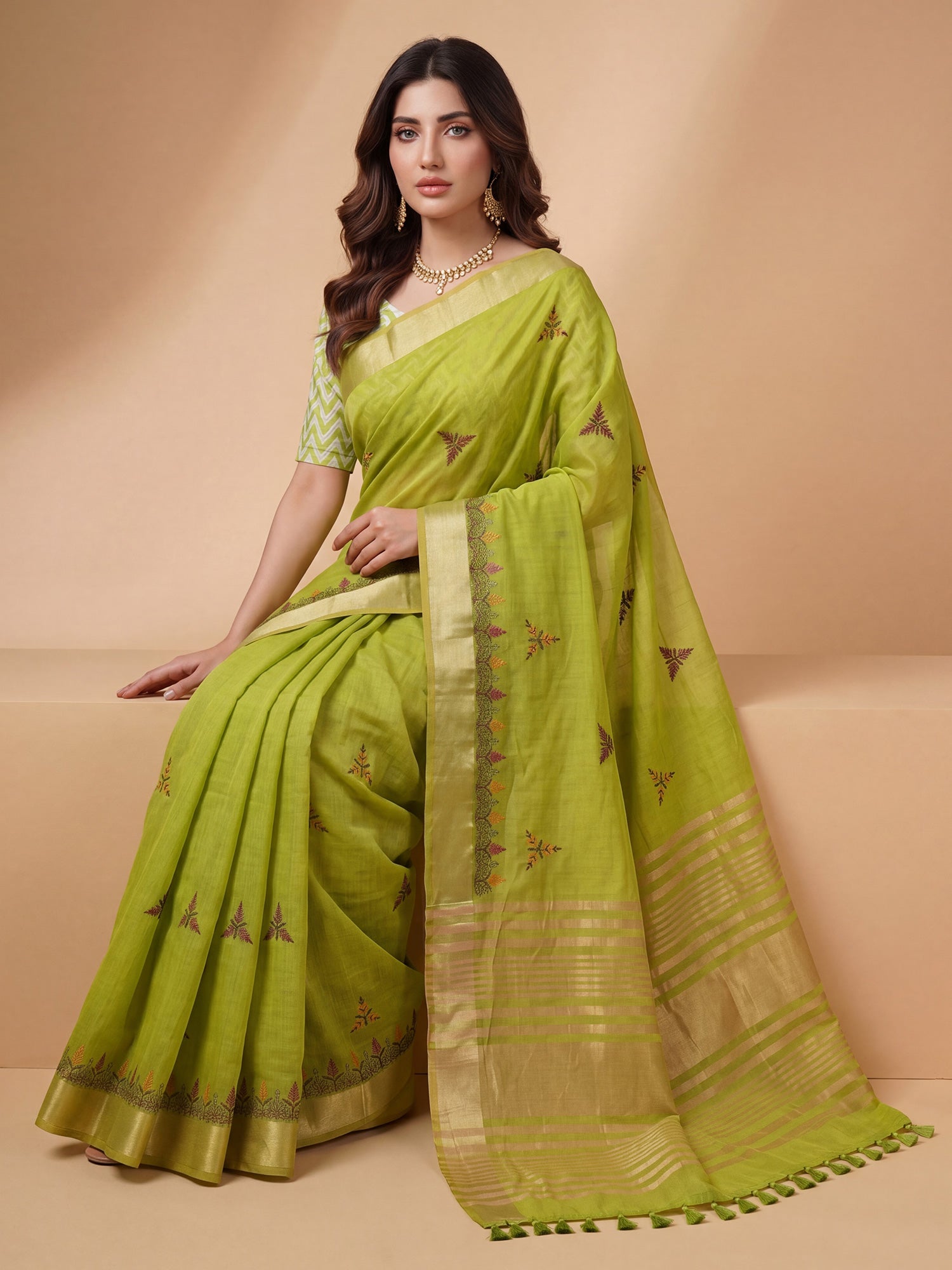 Lime Green Cotton Linen saree – detail view 3