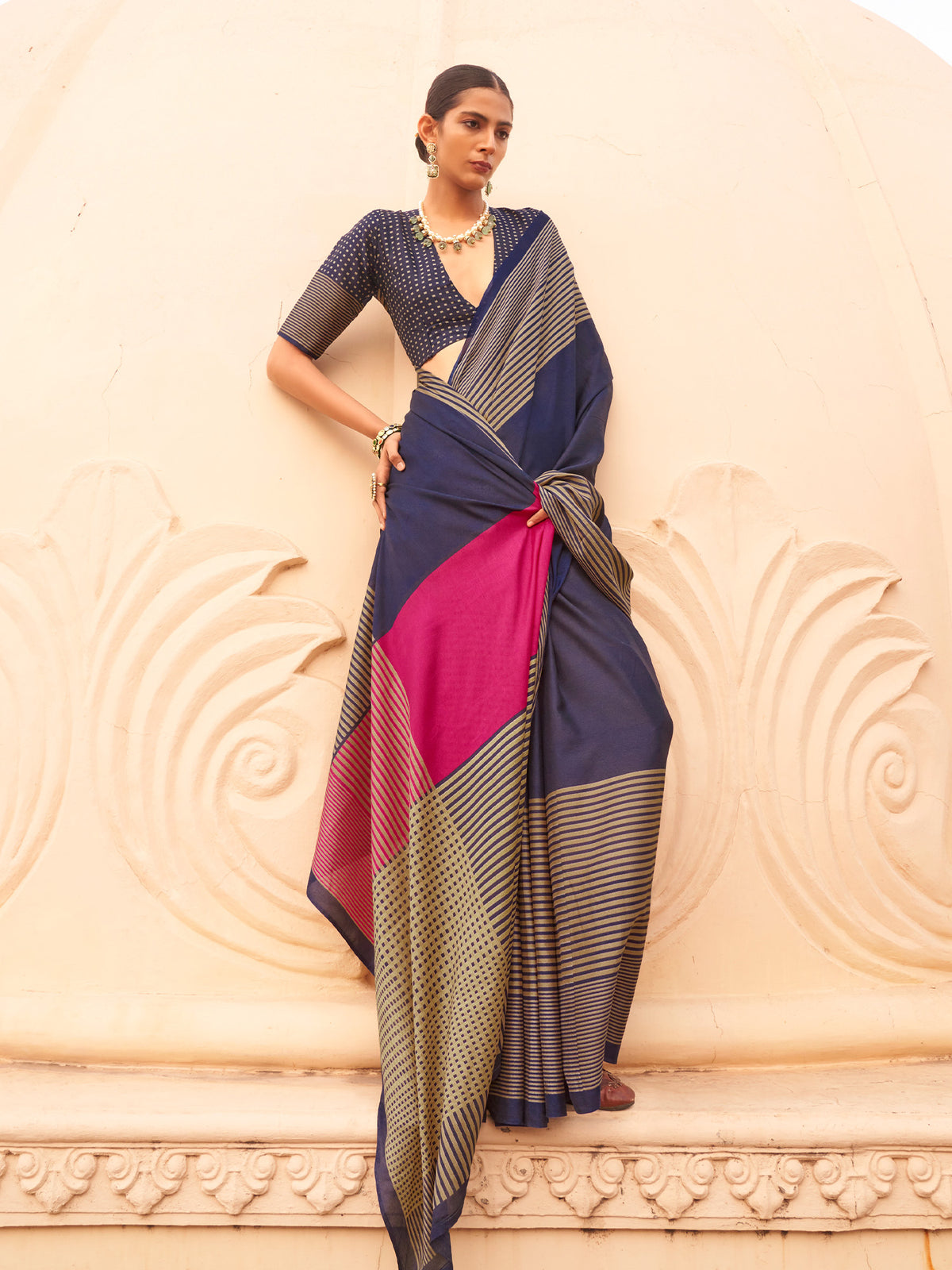 Navy Blue Silk Blend saree – detail view 1