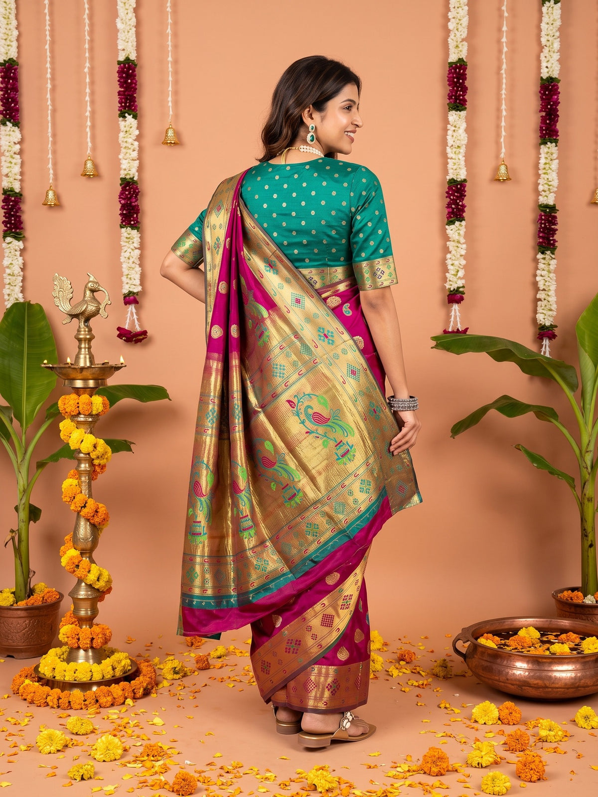 Pink Silk Blend saree – detail view 4