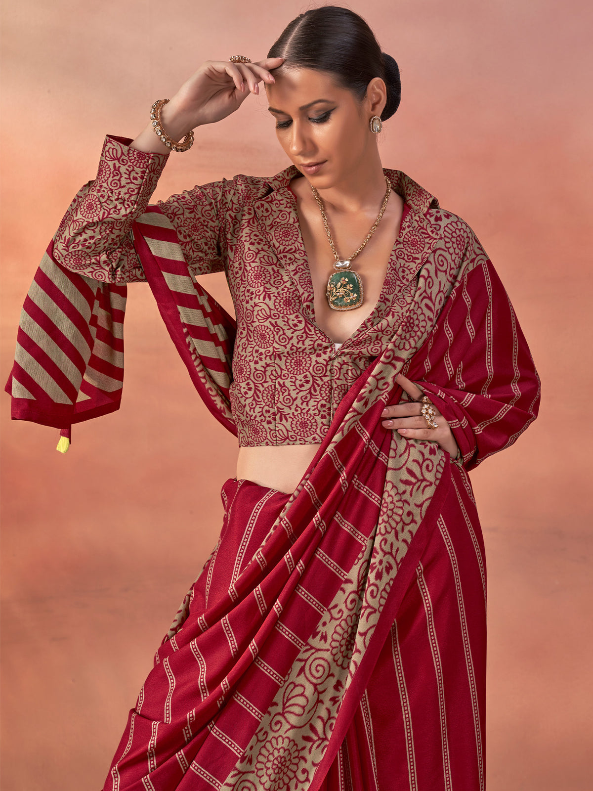 Maroon Silk Blend saree – detail view 1