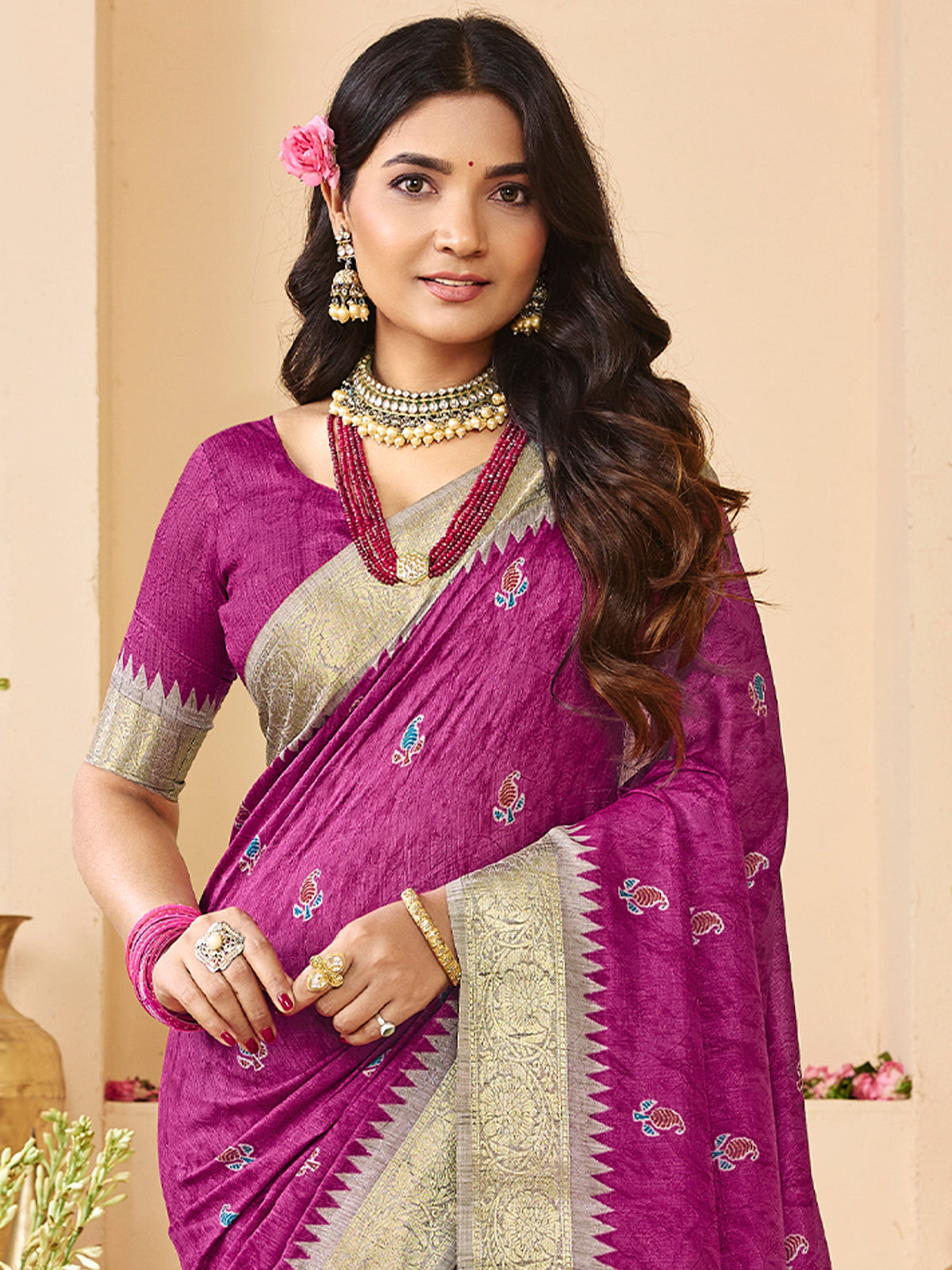 Magenta Silk Blend saree – detail view 3
