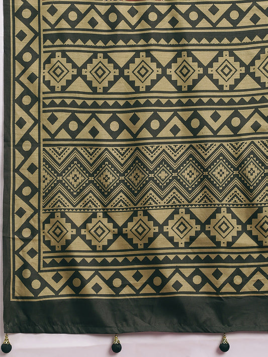 Dark Green Silk Blend saree – detail view 1
