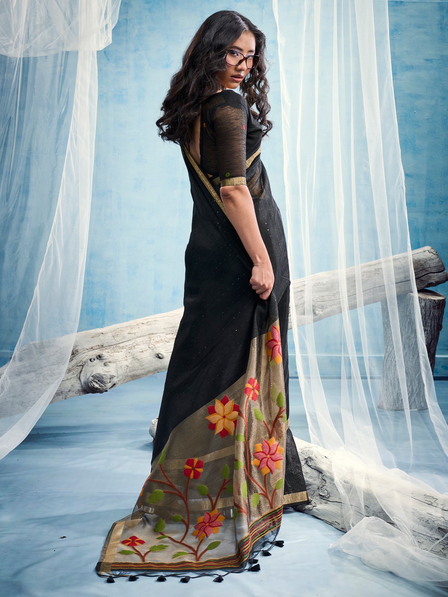 Black Muga Silk saree – detail view 1