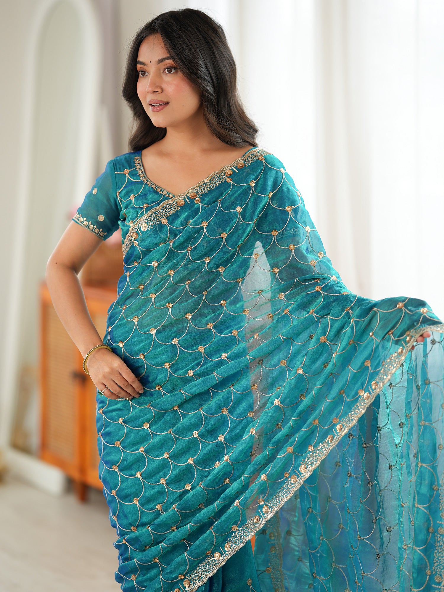 Teal Blue Tissue saree – detail view 4