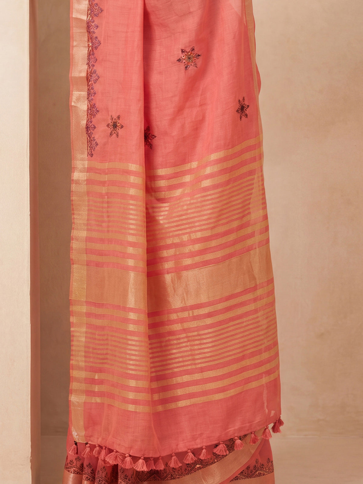 Peach Cotton Linen saree – detail view 5