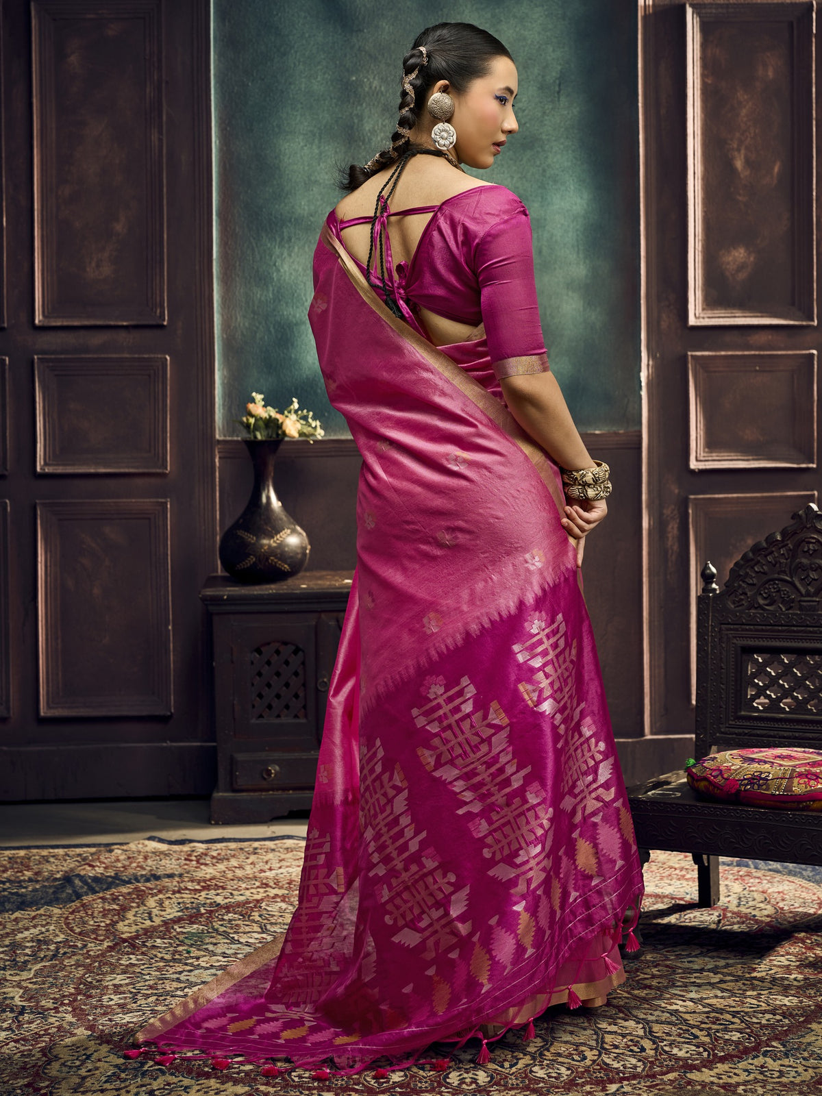 Pink silk blend saree view 3