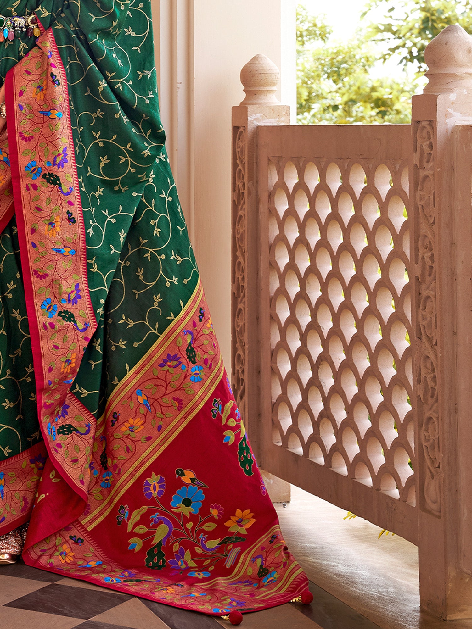 Green Silk Blend saree – detail view 4