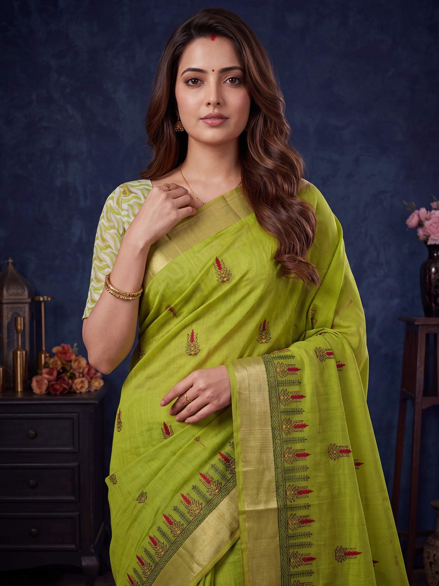 Lime Green Cotton Linen saree – detail view 4