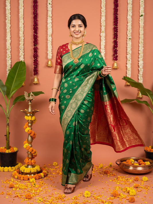 Green Silk Blend saree – detail view 1