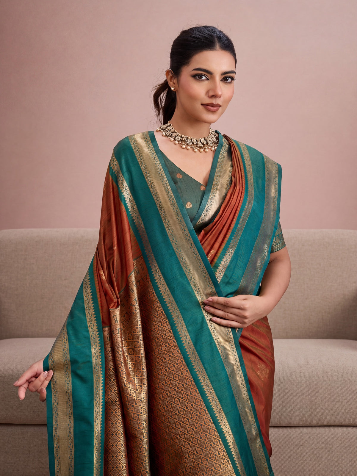 Rust Tussar Silk saree – detail view 1