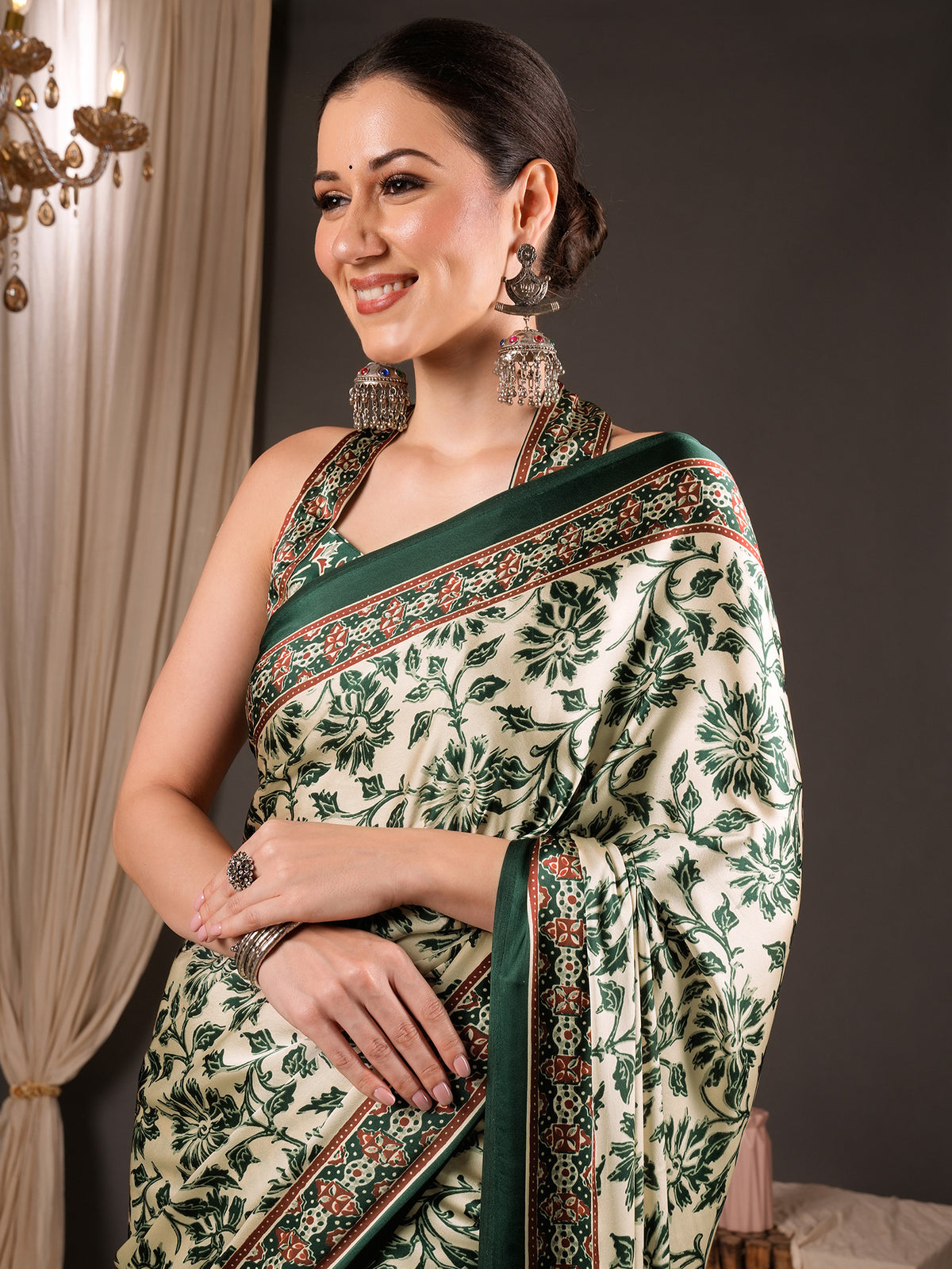 Cream Satin saree – detail view 3
