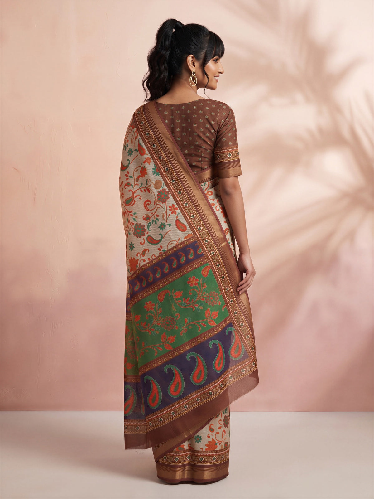 Light Brown Cotton Linen saree – detail view 1