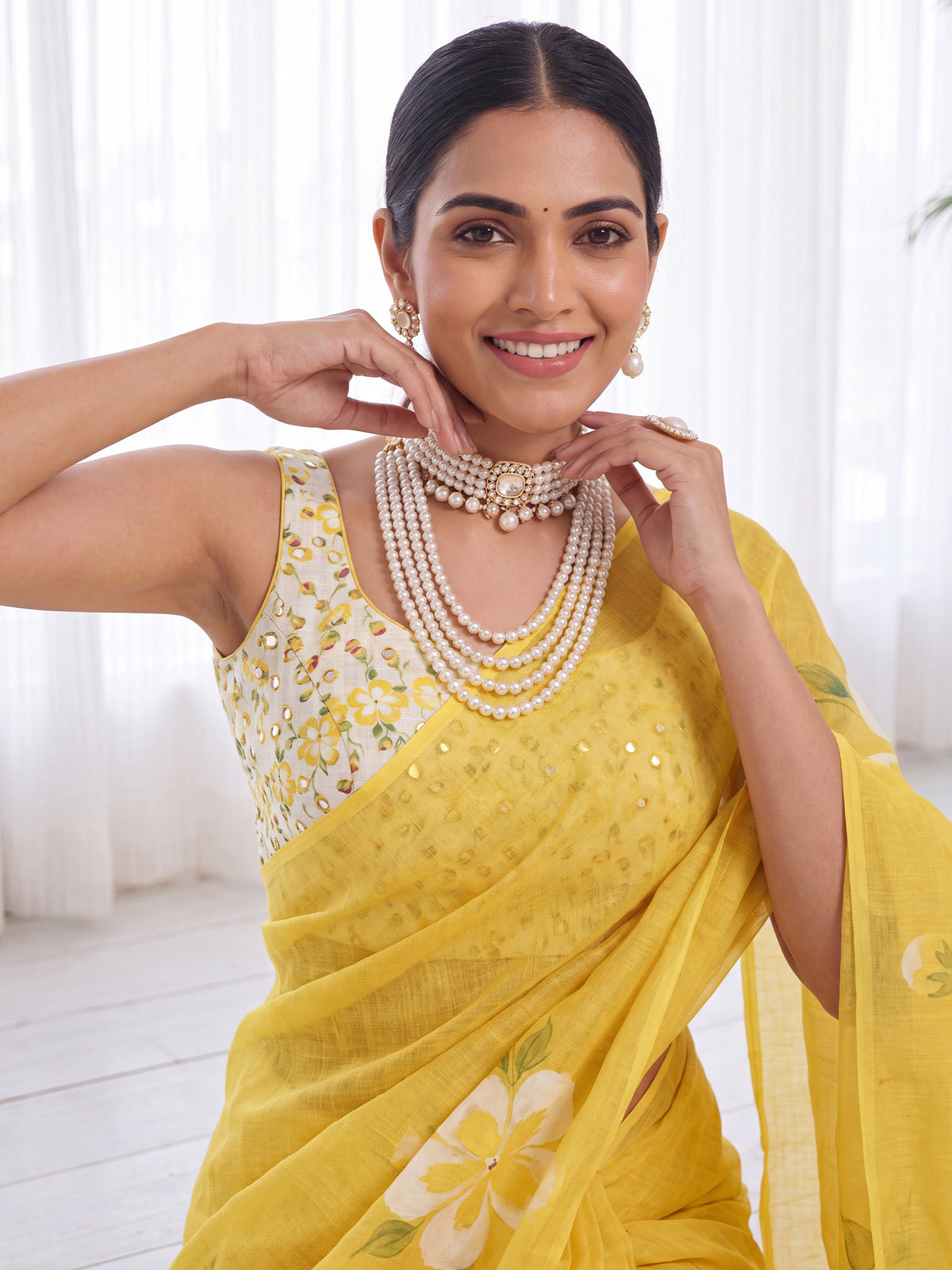 Yellow Cotton Linen saree – detail view 4