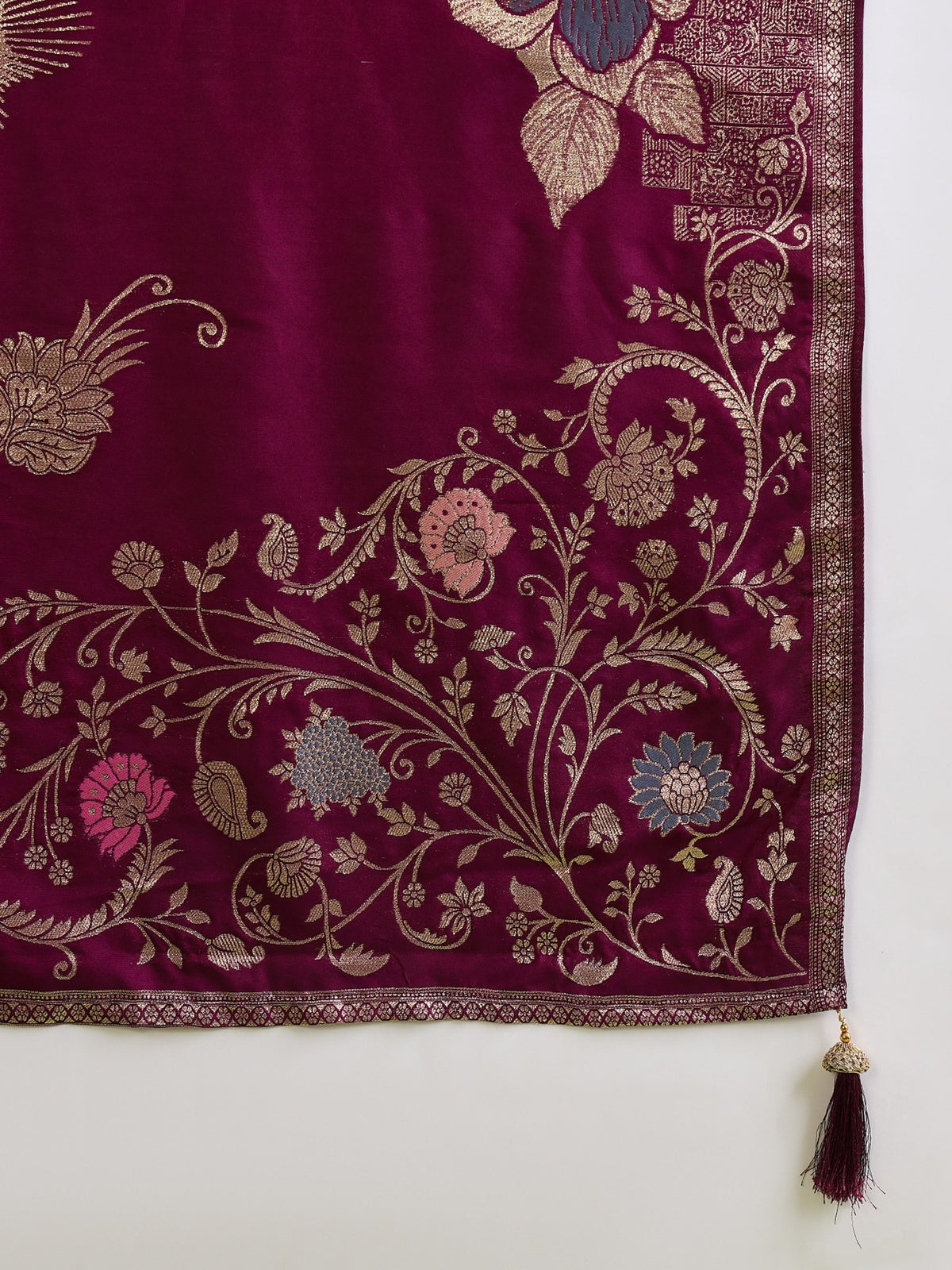 Wine Silk Blend saree – detail view 6