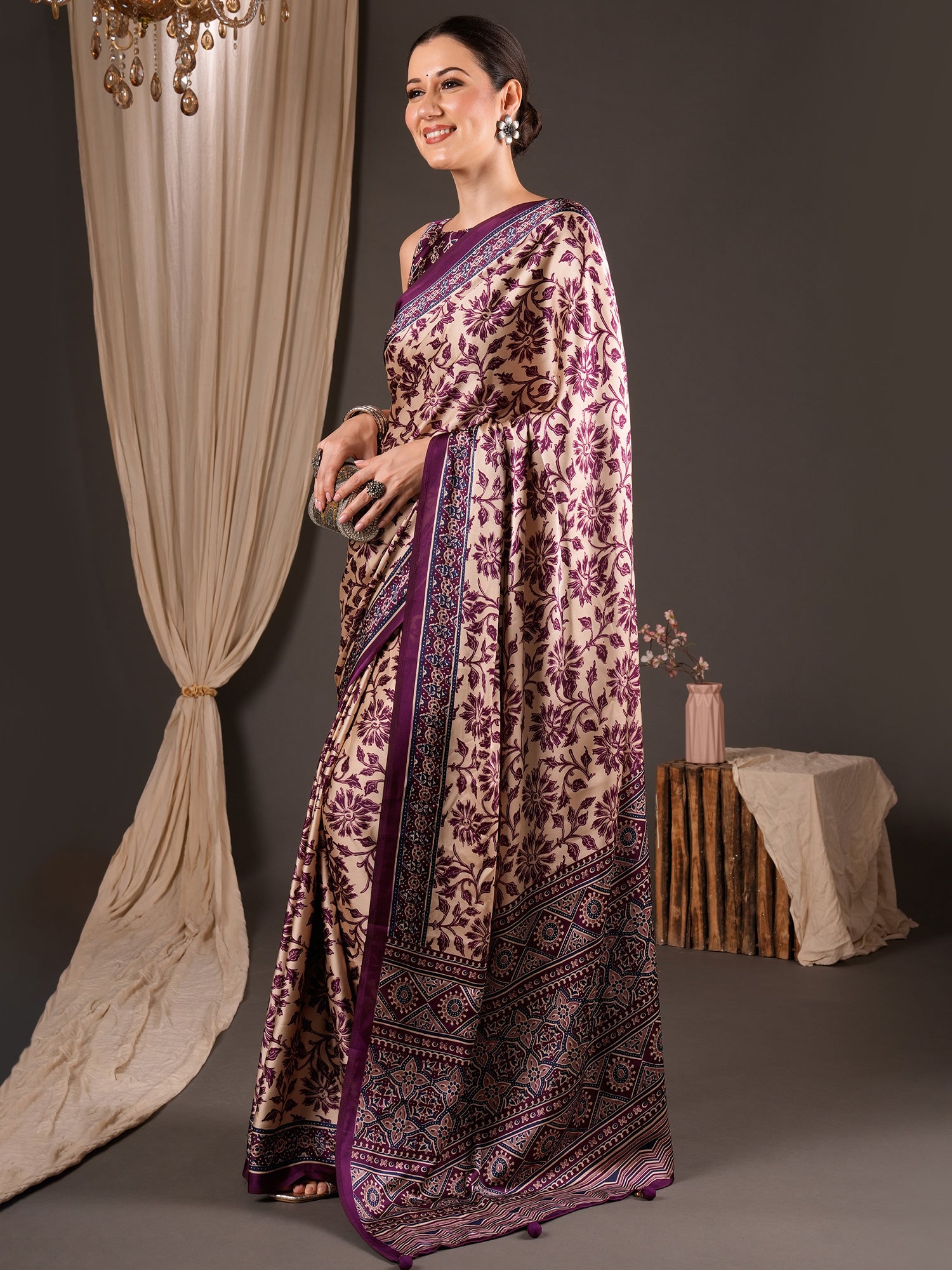 Cream Satin saree – detail view 2