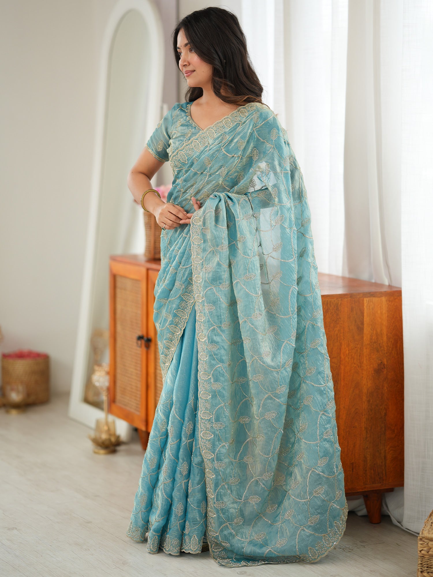 Light Blue Tissue saree – detail view 2
