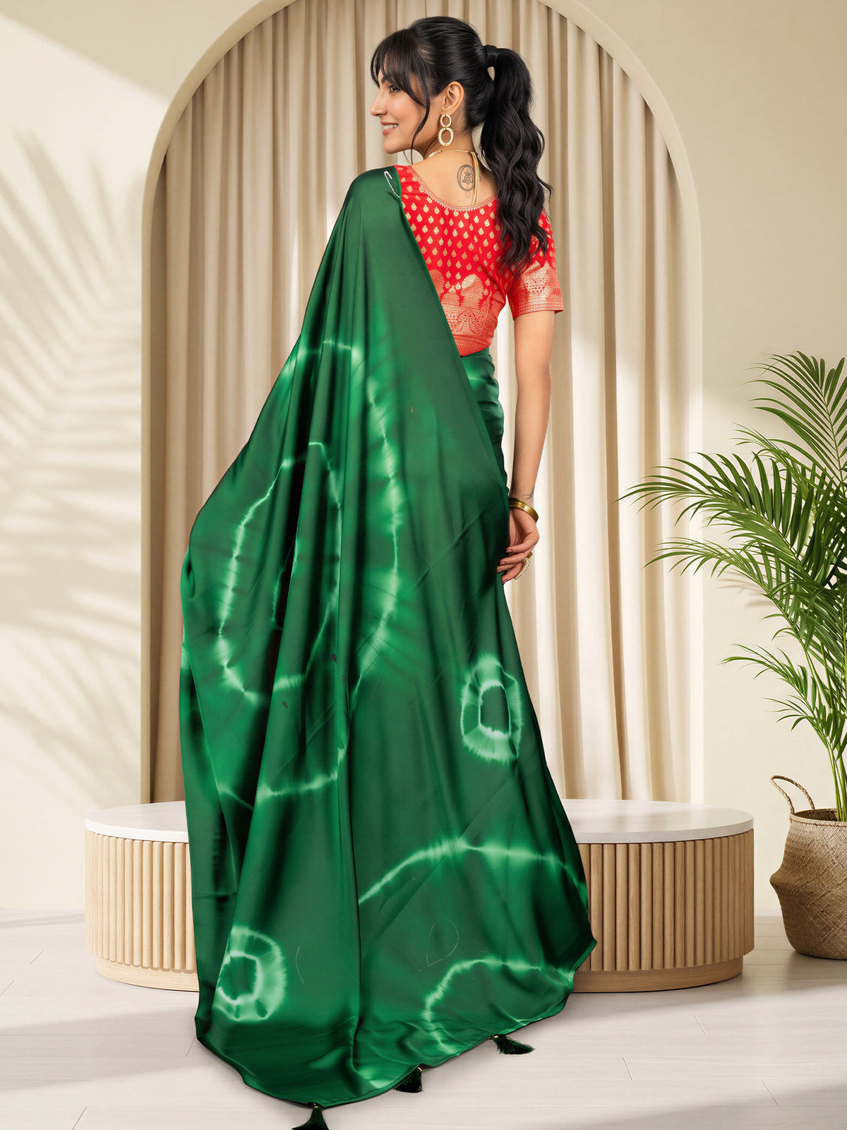 Green Satin Silk saree – detail view 1