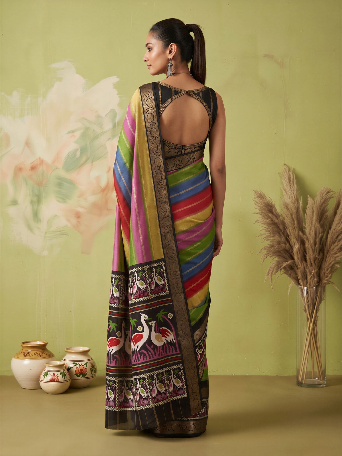 Multicolored Dola Silk saree – detail view 1