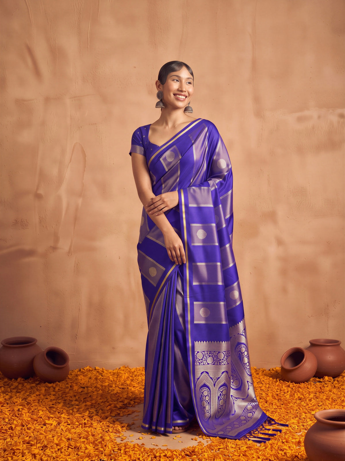 Blue Satin saree – detail view 3