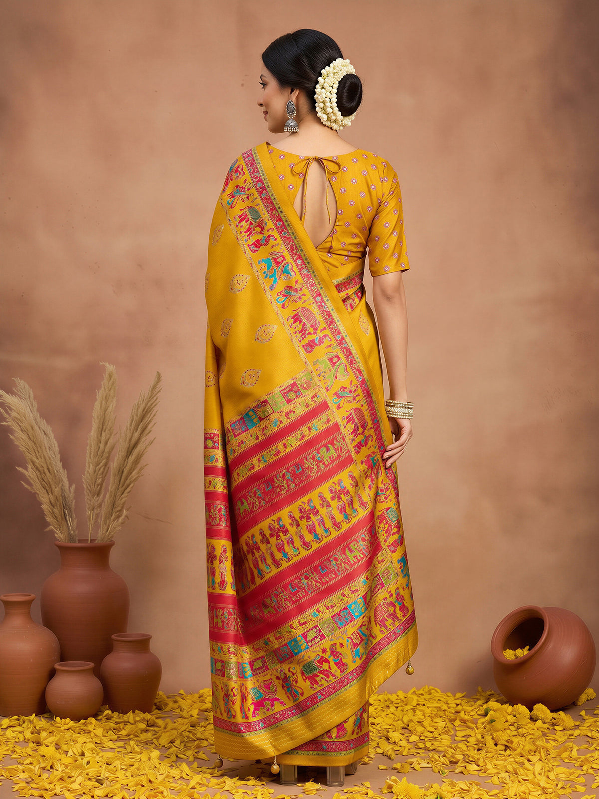 Yellow Silk Blend saree – detail view 1