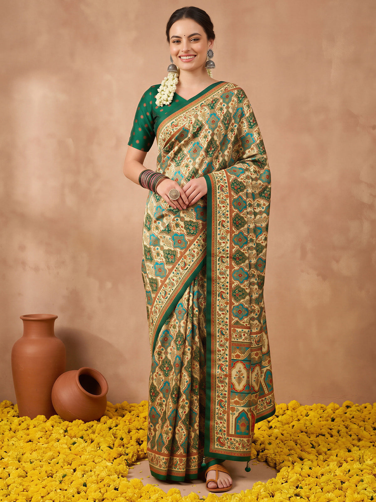 Cream Silk Blend saree – detail view 3