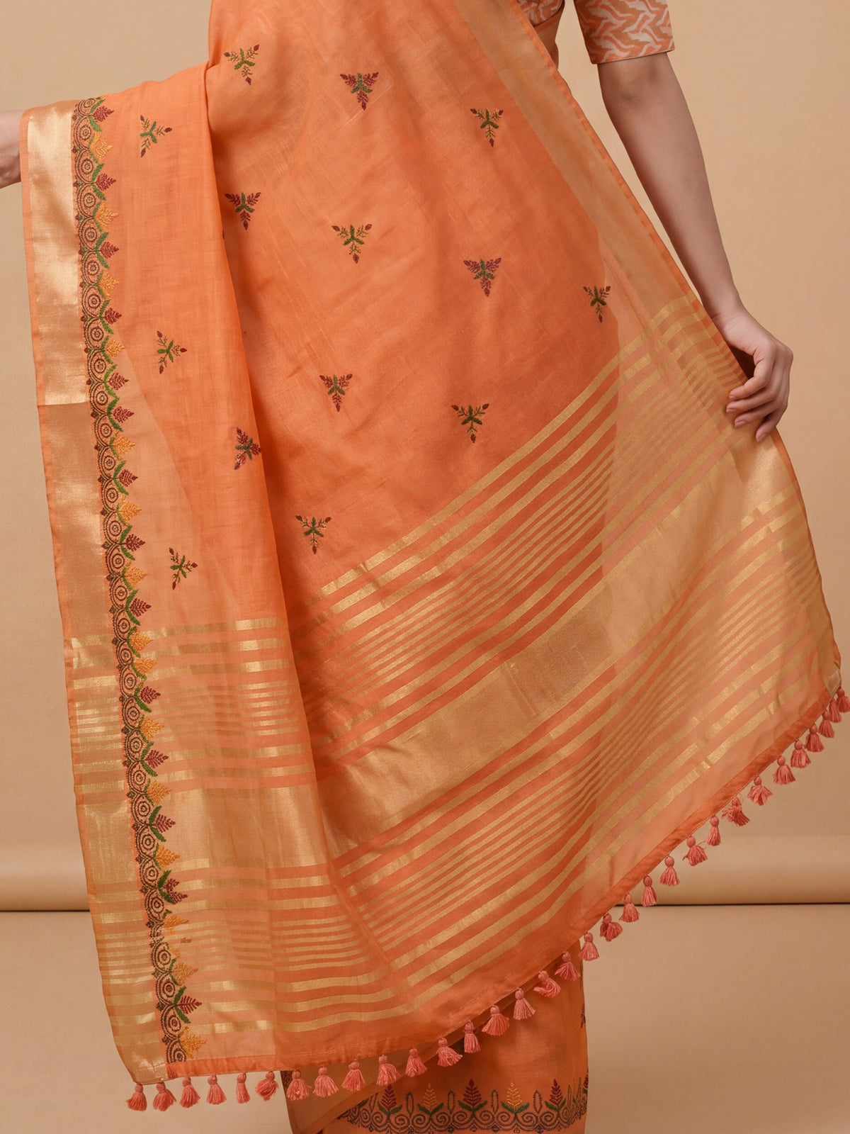 Orange Cotton Linen saree – detail view 5