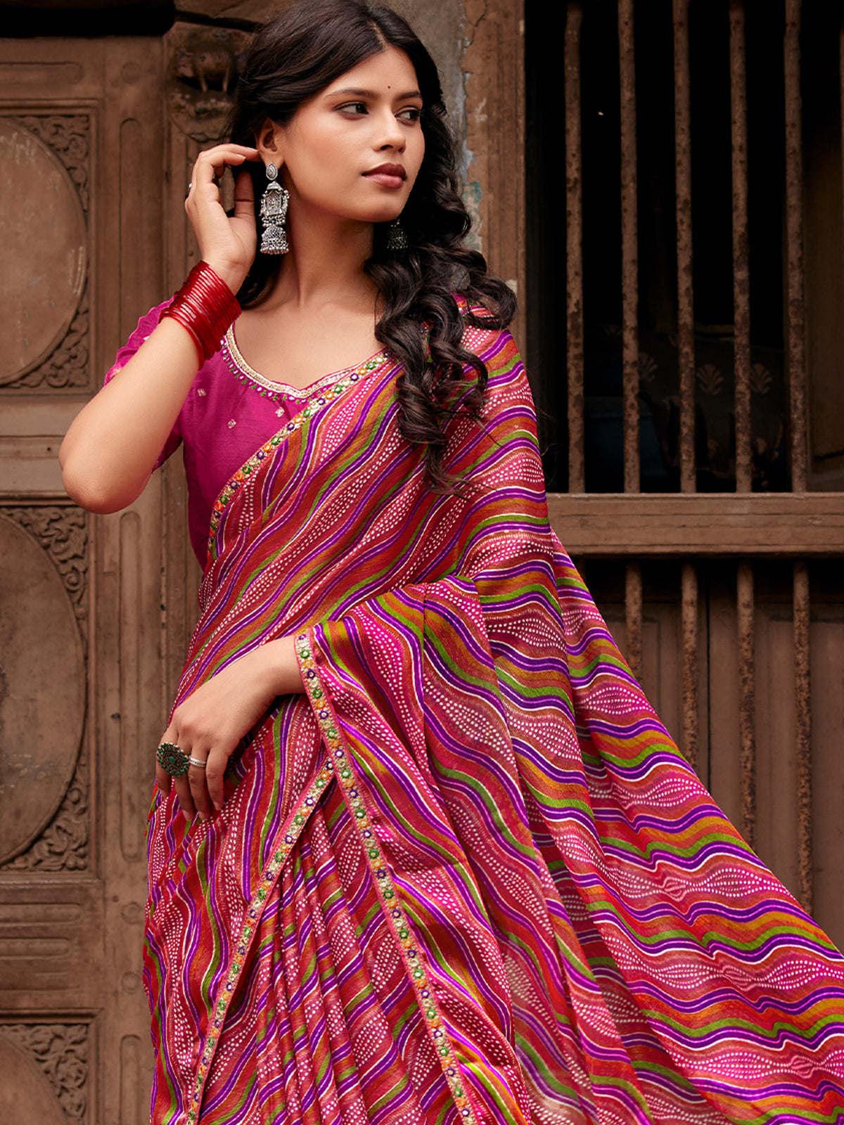 Pink georgette saree view 2