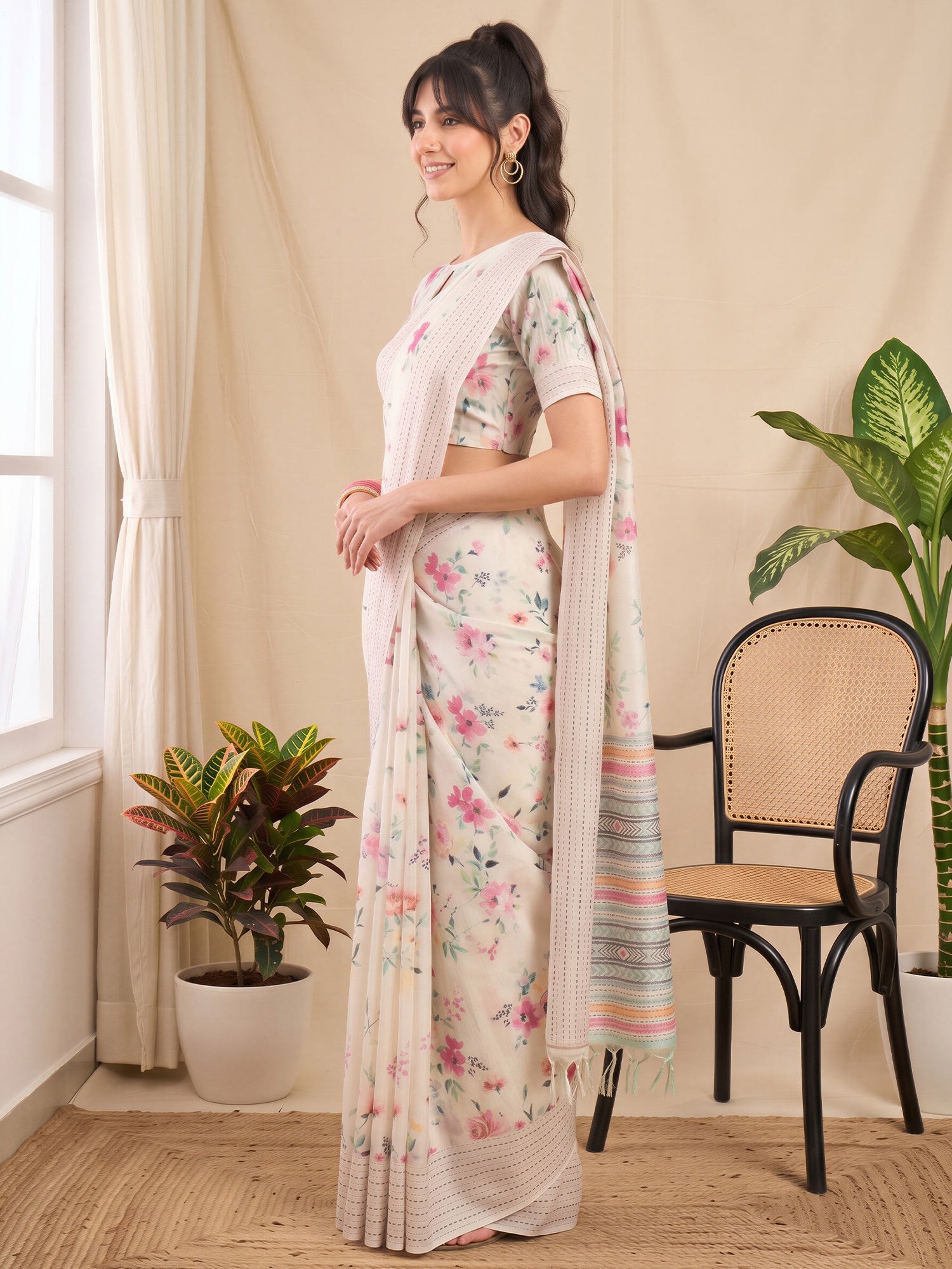 Off White Silk Cotton saree – detail view 2