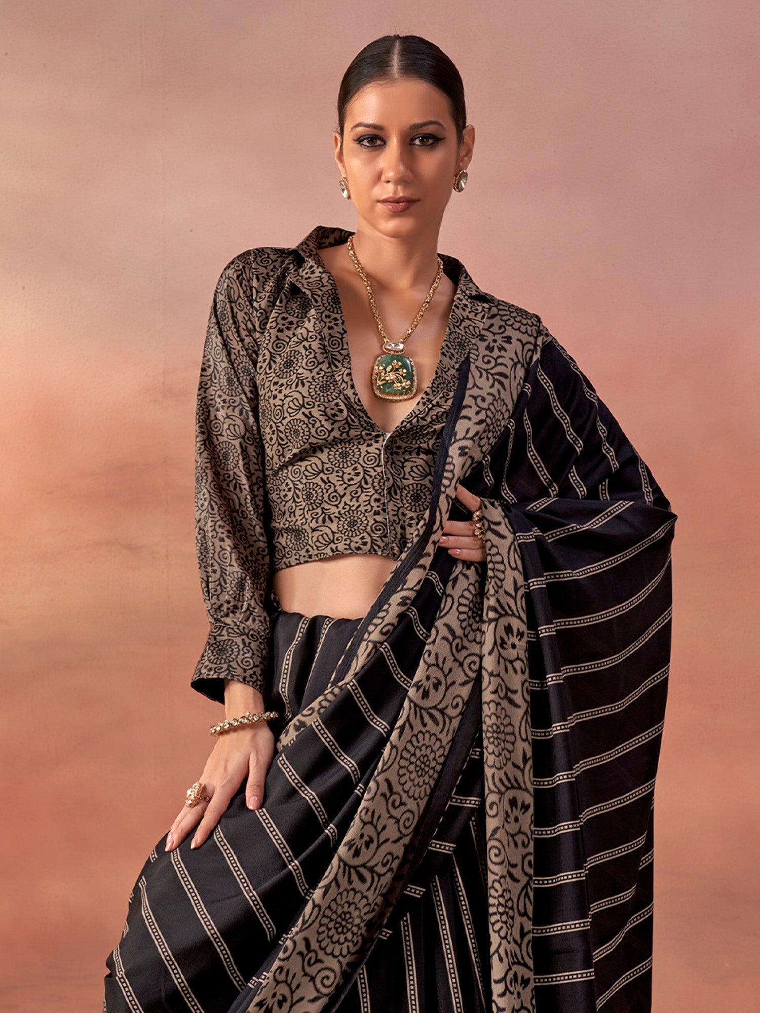 Black Silk Blend saree – detail view 2